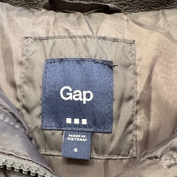 GAP dark grey/brown Quilted Vest - Picture 3 of 4
